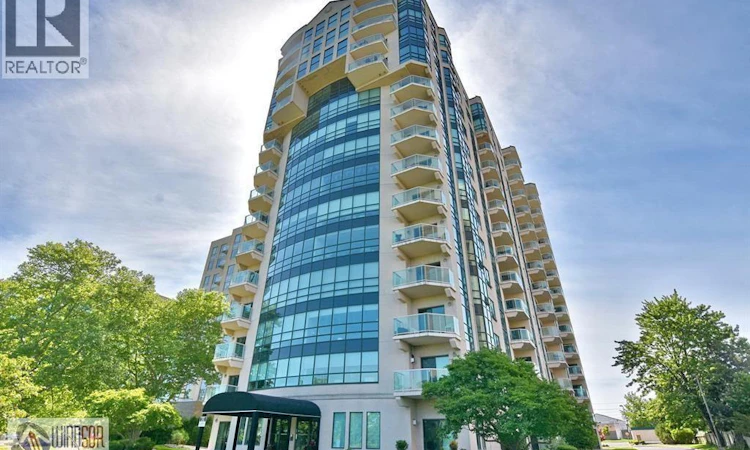 1406-4789 Riverside Drive East