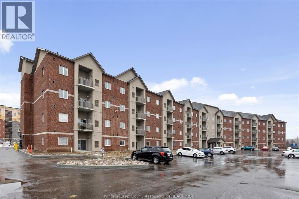 316-1888 Westview Park, Lasalle, ON, N9H 0M1
