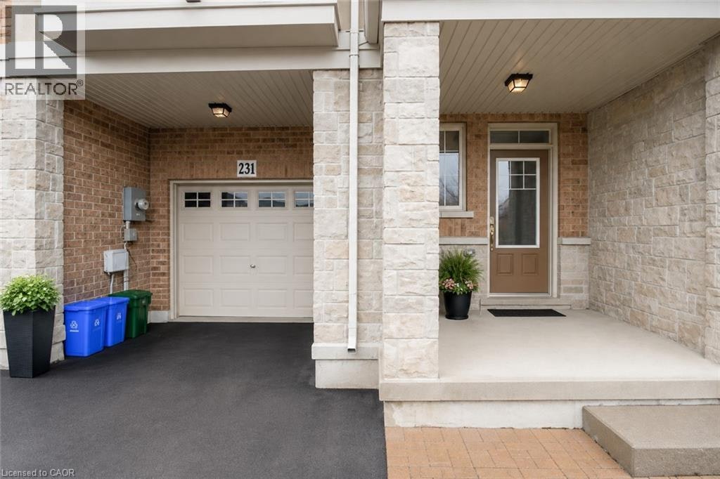231 Westbank Trail, Hamilton, ON, L8J 0H4 - 8