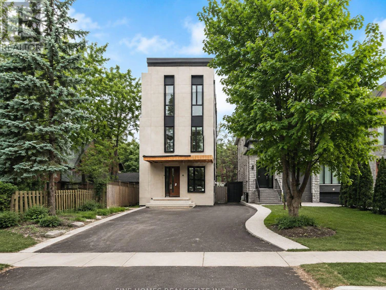 47 Yonge Boulevard, Toronto, ON, M5M 3G7 - 2