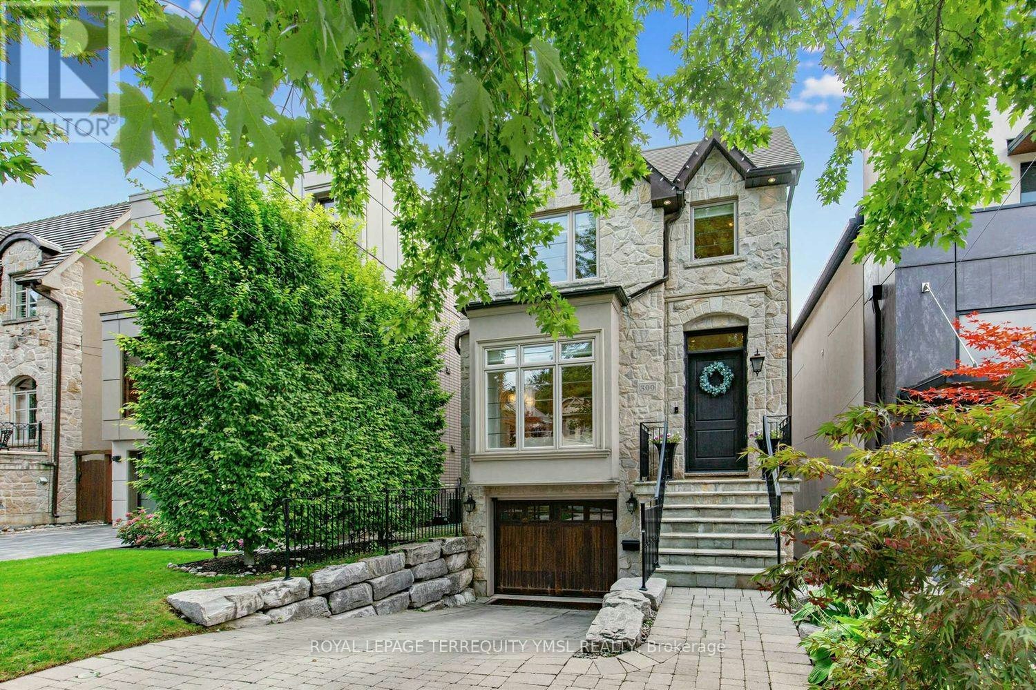 399 Fairlawn Avenue, Toronto, ON, M5M 1T7
