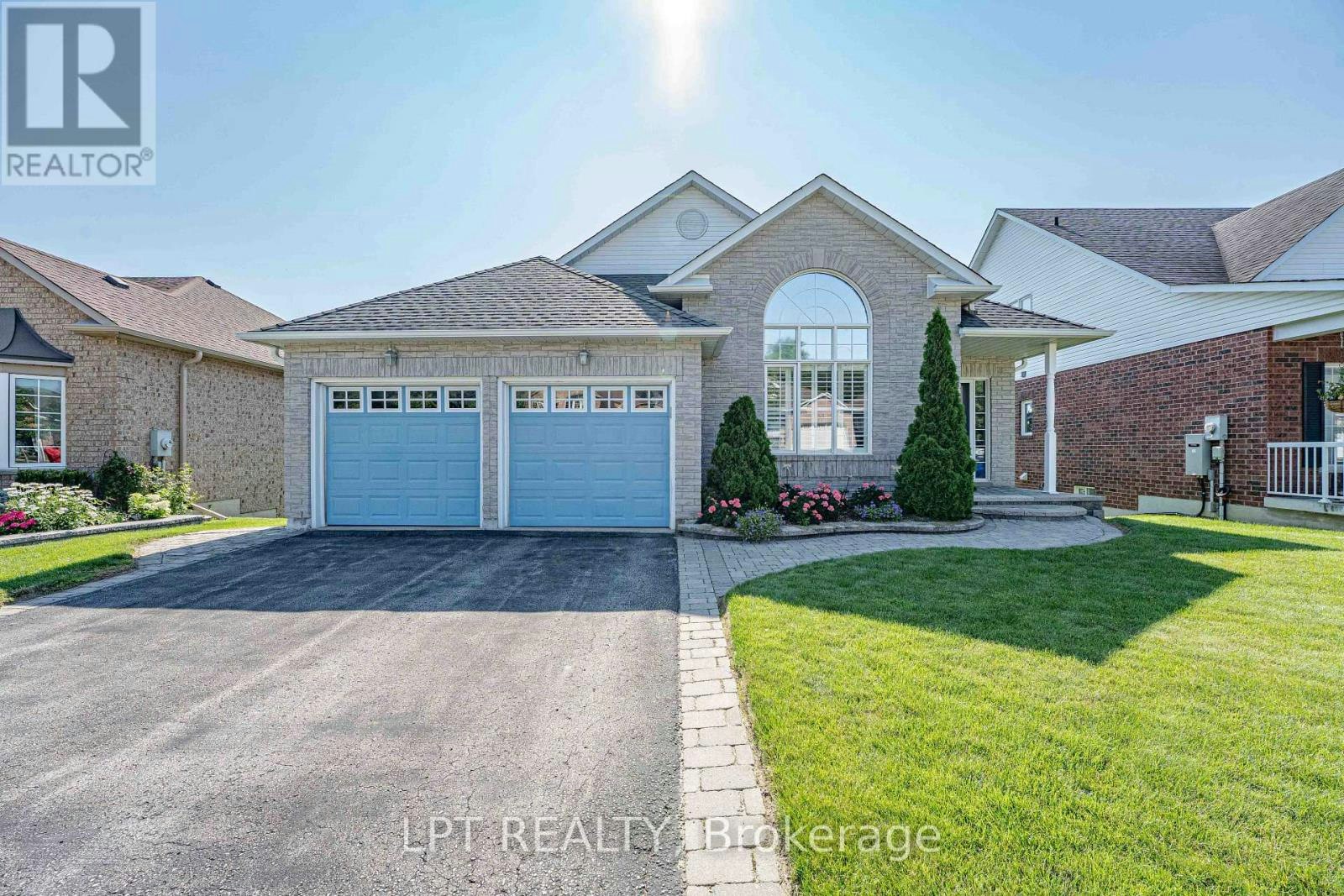 219 Waterbury Crescent, Scugog, ON, L9L 1S5