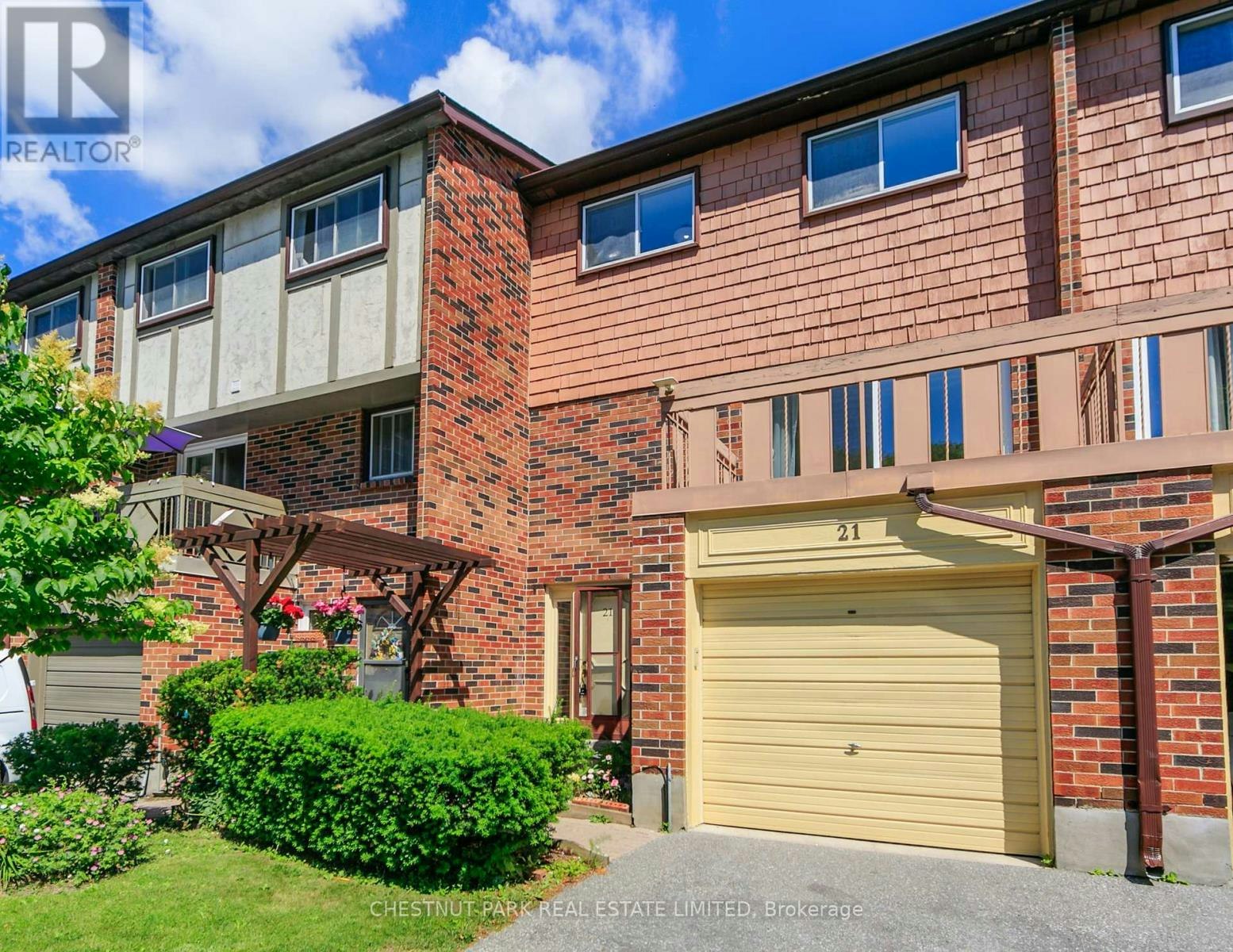 21-30 Chichester Place, Toronto, ON, M1T 3S5