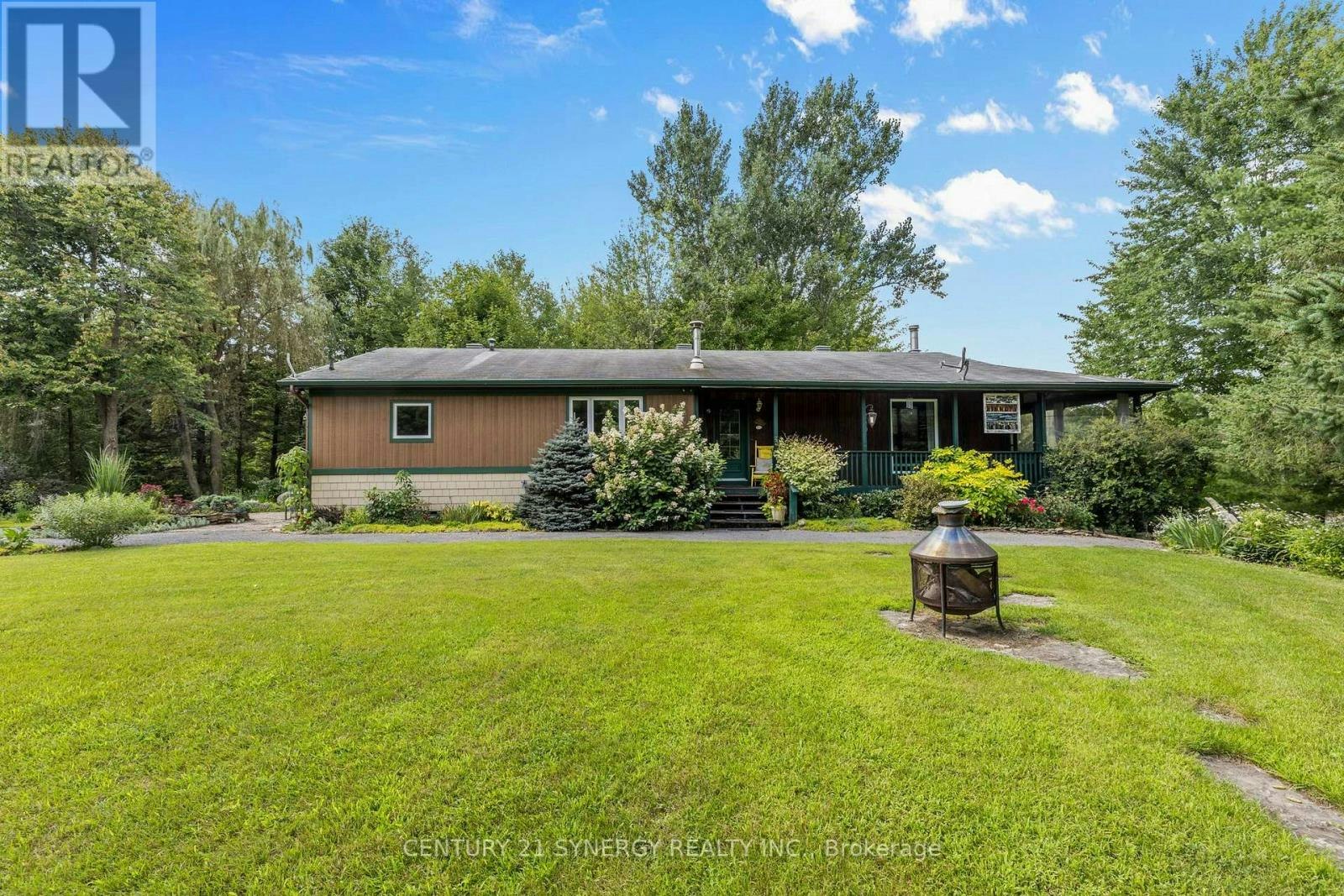 955 Du Castor Road, Limoges, ON, K0A 3C0
