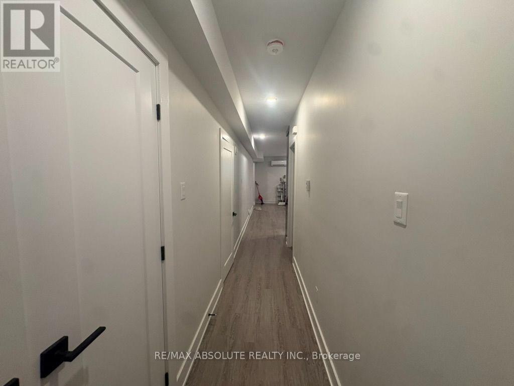 4-300 Elmgrove Avenue, Ottawa, ON, K1Z 6V1 - 5