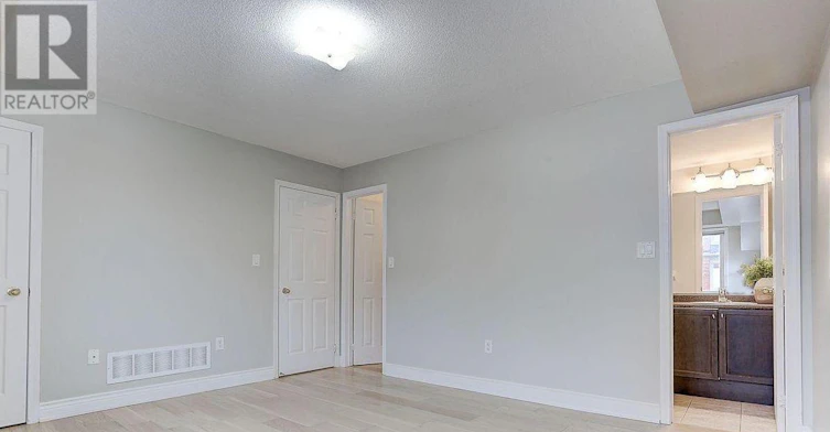 2199 Bur Oak Avenue, Markham, ON, L6E 0C3 - 9
