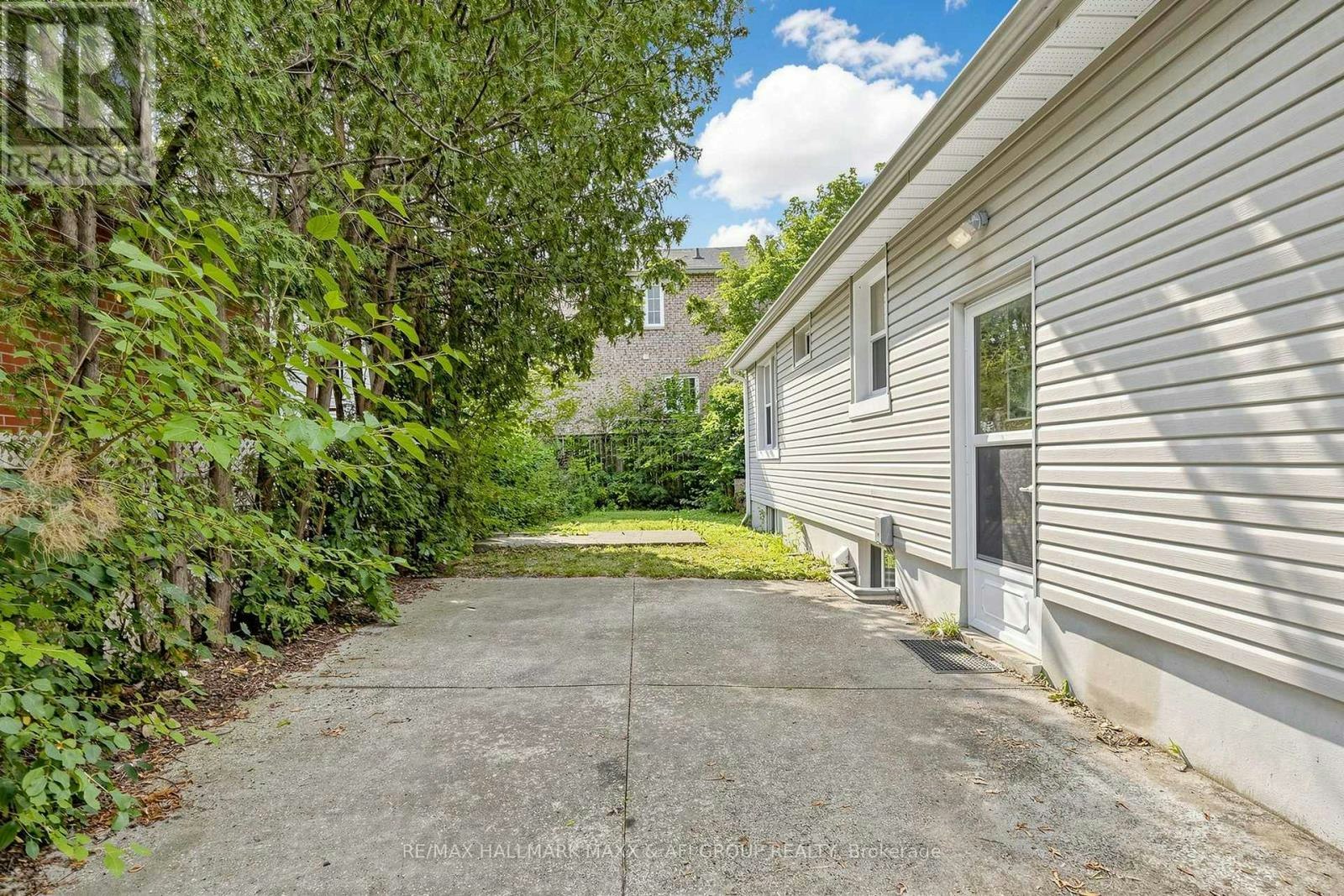 25 Harding Boulevard, Richmond Hill, ON, L4C 1S7 - 21