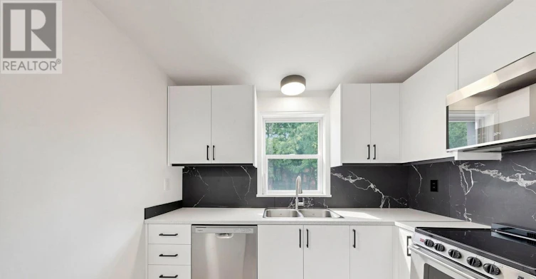 25 Harding Boulevard, Richmond Hill, ON, L4C 1S7 - 12