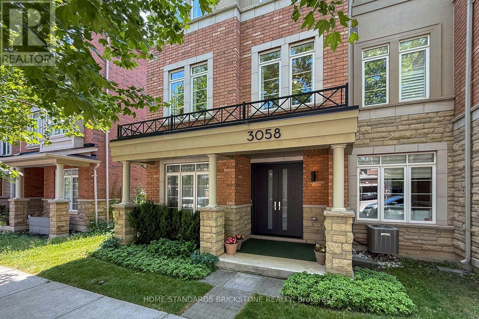 3058 Eberly Woods Drive, Oakville, ON, L6M 0T5