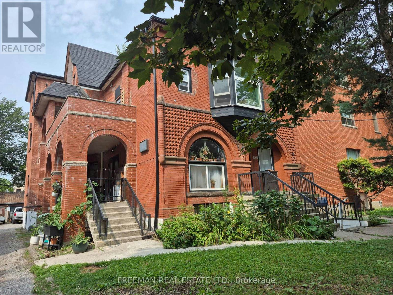 204-158 Dowling Avenue, Toronto, ON, M6K 3A6