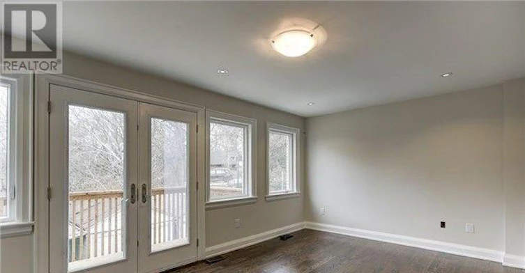 410 Glenlake Avenue, Toronto, ON, M6P 1G7 - 9