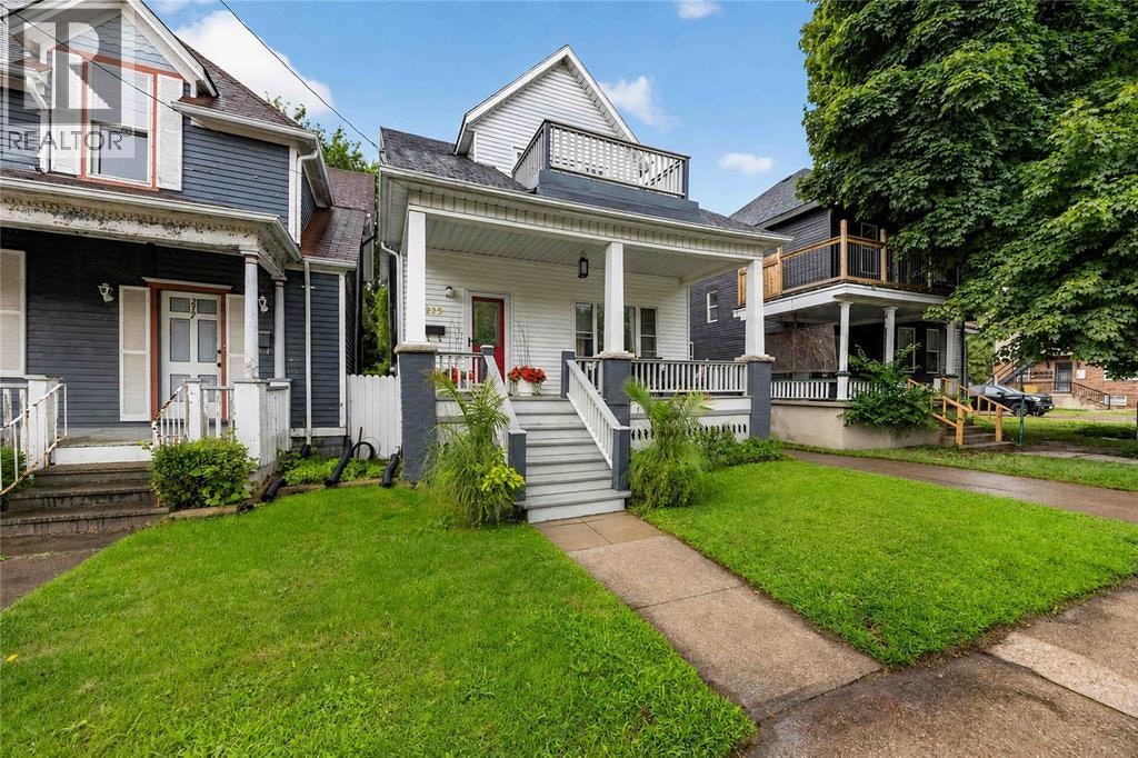215 George Street, Sarnia, ON, N7T 4N8