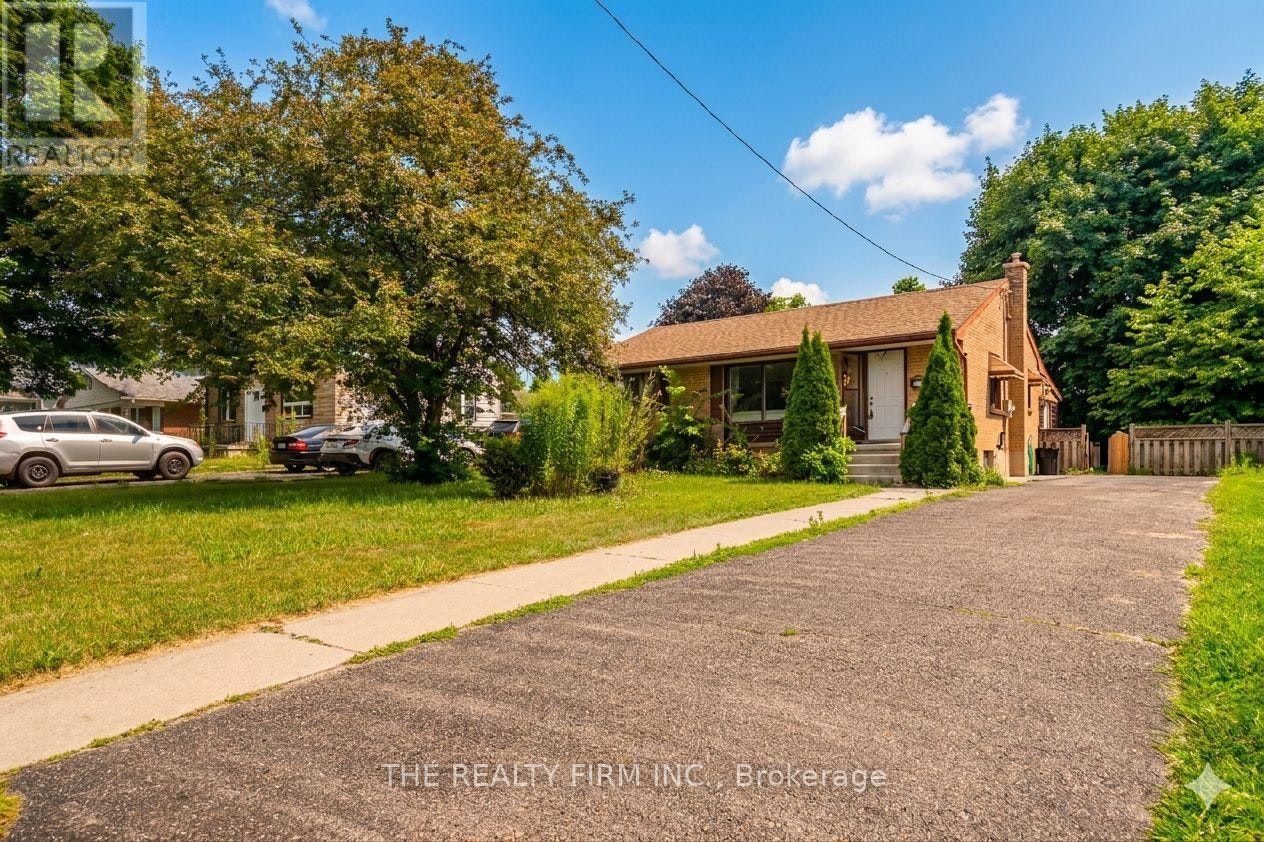 348 Winnipeg Boulevard, London, ON, N5W 4V2
