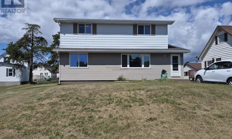 1 Laurier Avenue