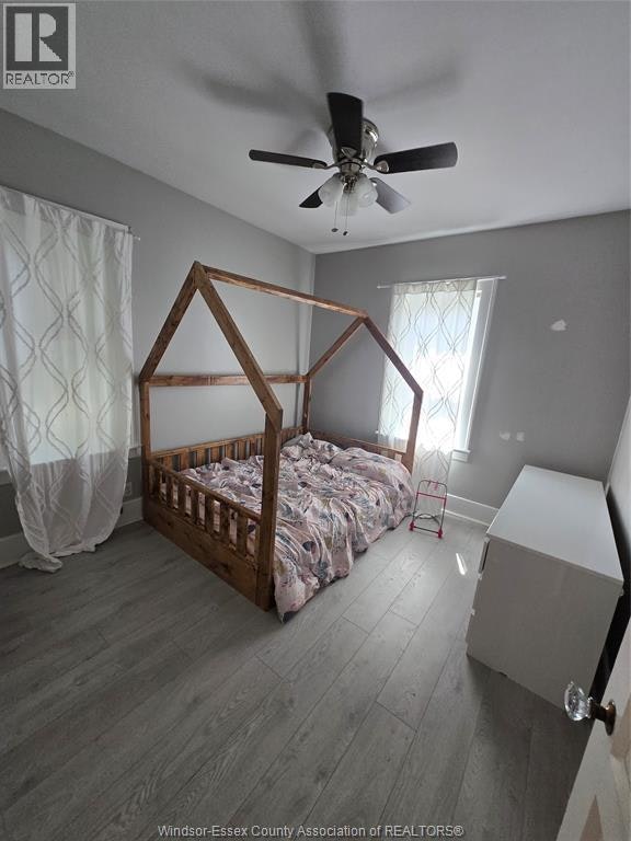 1097 Elsmere Avenue, Windsor, ON, N9A 2B1 - 4