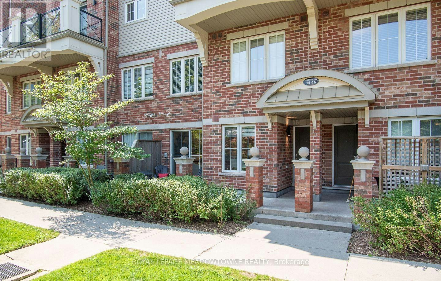 15-2563 Sixth Line, Oakville, ON, L6H 0H7