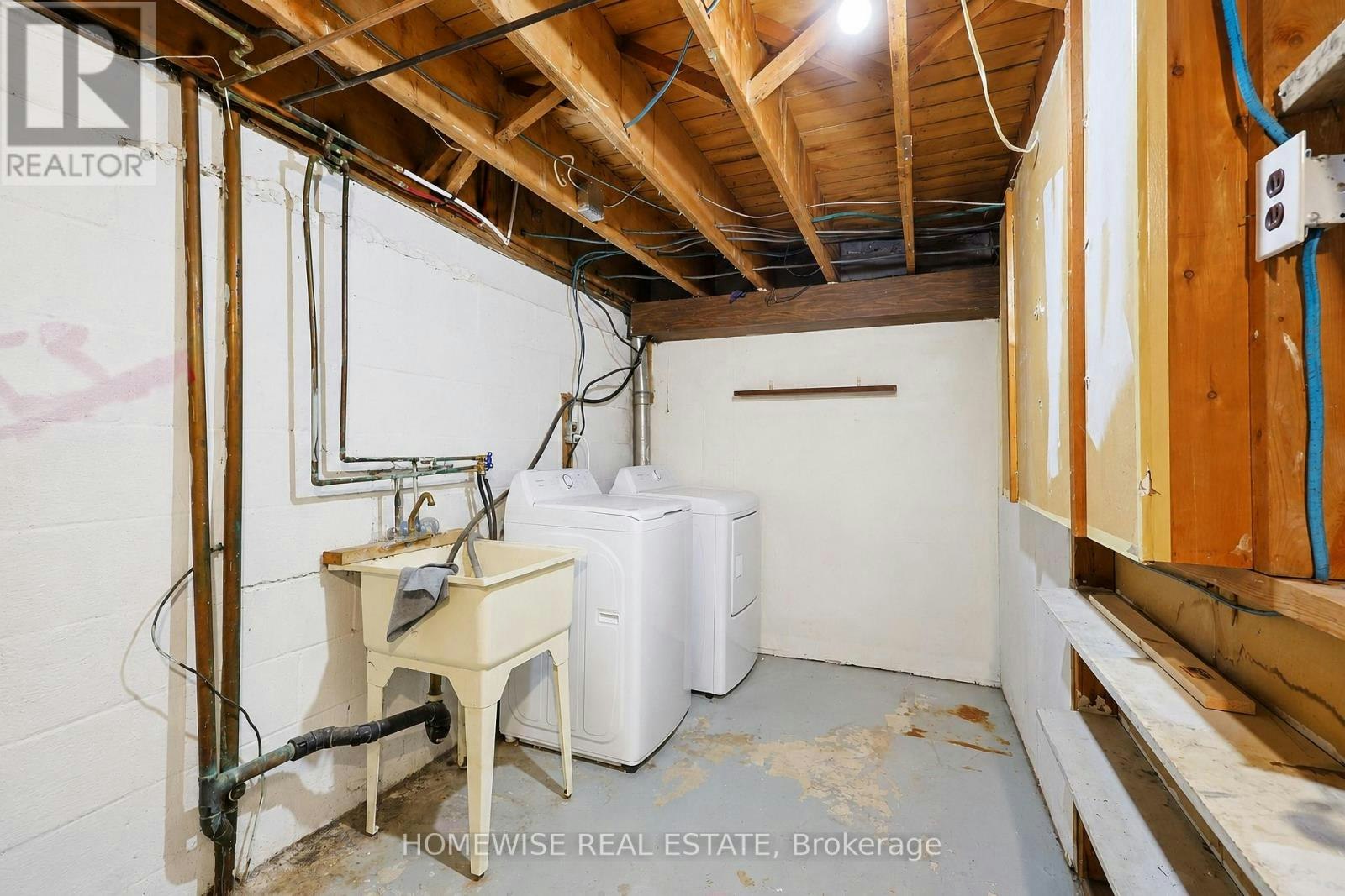 8-1400 Winding Trail, Mississauga, ON, L4X 1W9 - 38