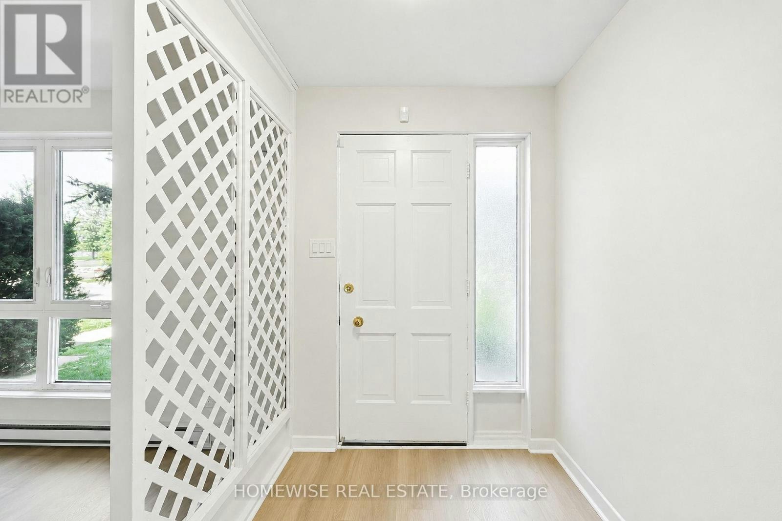 8-1400 Winding Trail, Mississauga, ON, L4X 1W9 - 3