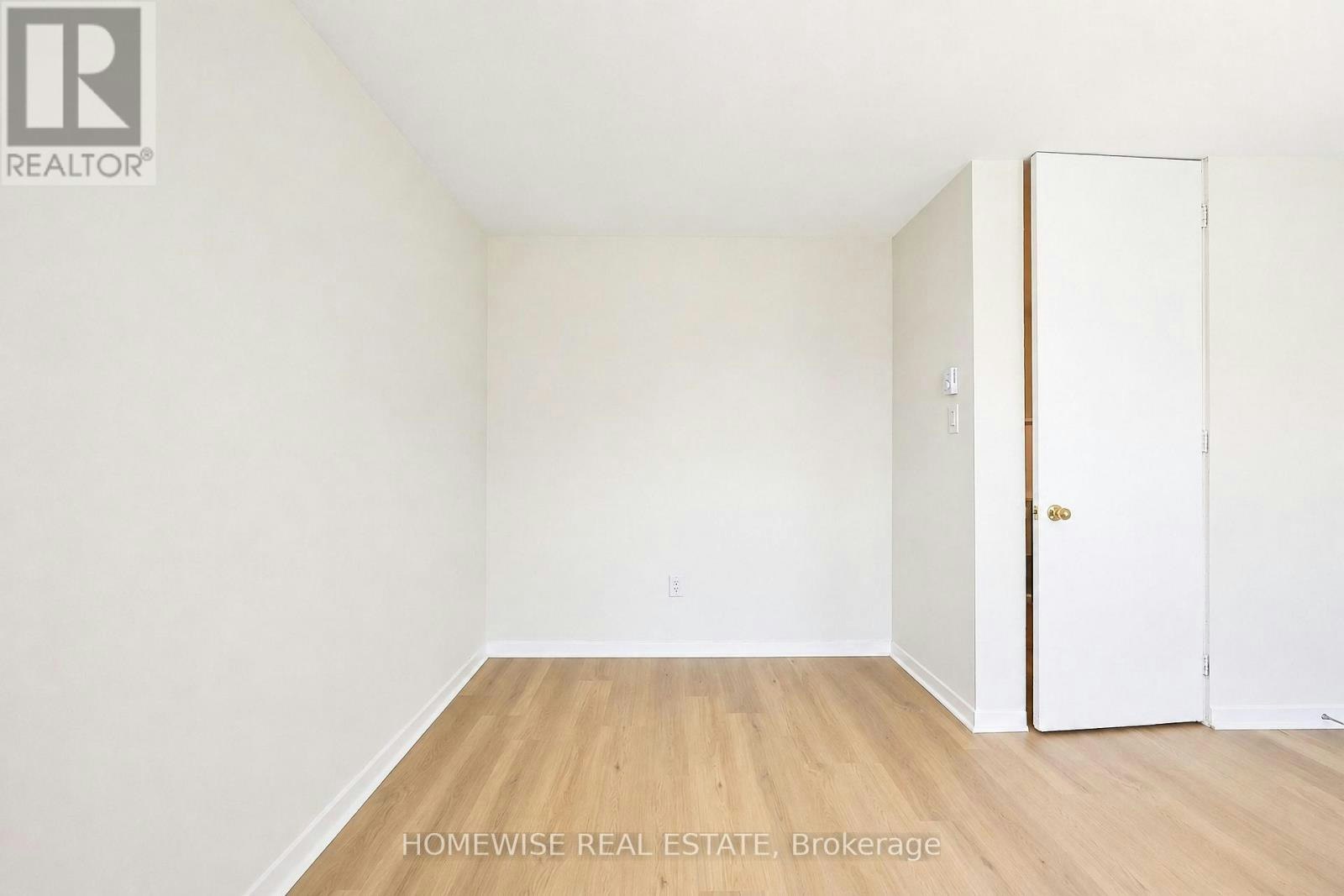 8-1400 Winding Trail, Mississauga, ON, L4X 1W9 - 33