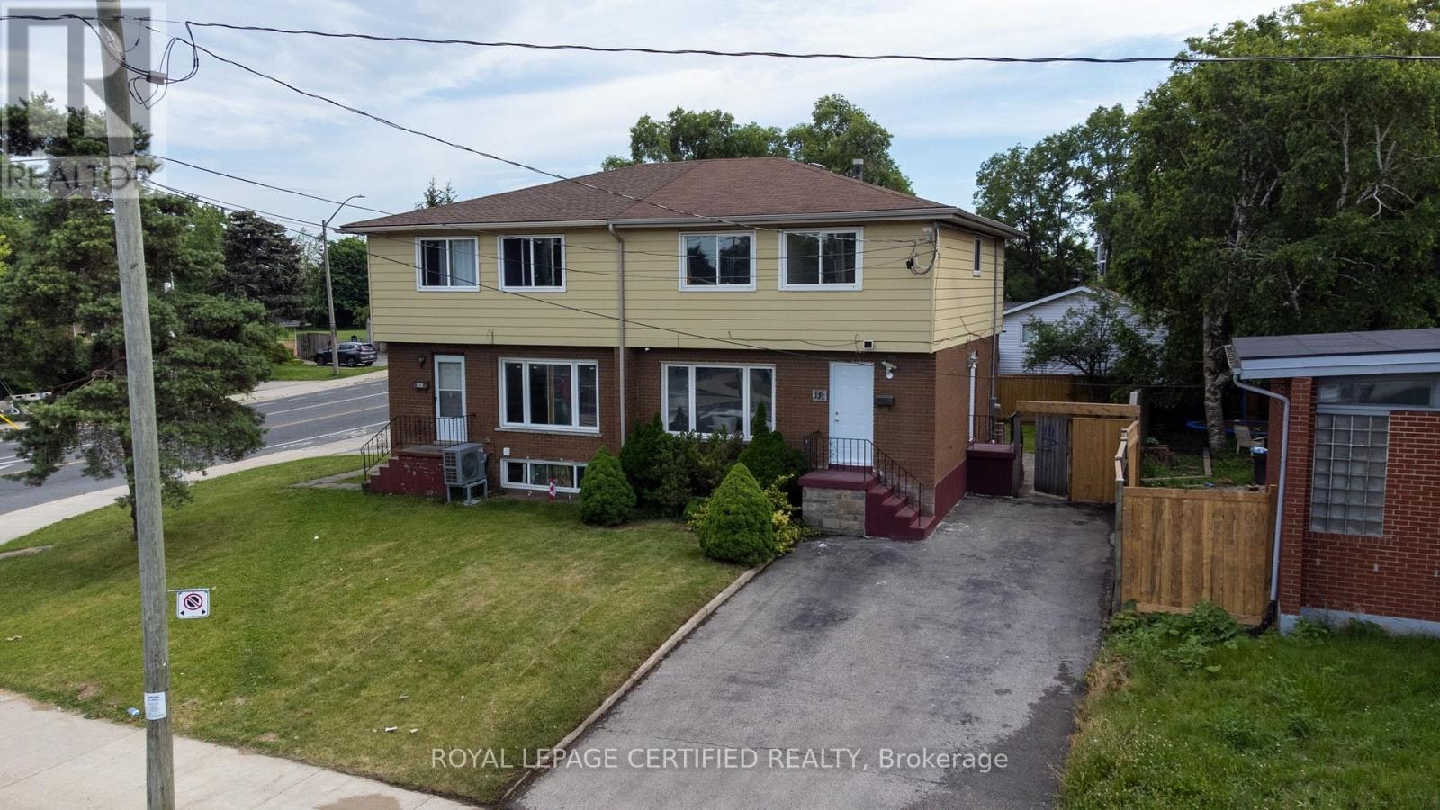 111 Limeridge Road W, Hamilton, ON, L9C 2V3