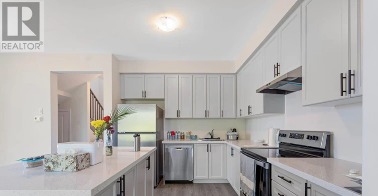 47 Watts Mews, Kawartha Lakes, ON, K9V 0T6 - 9