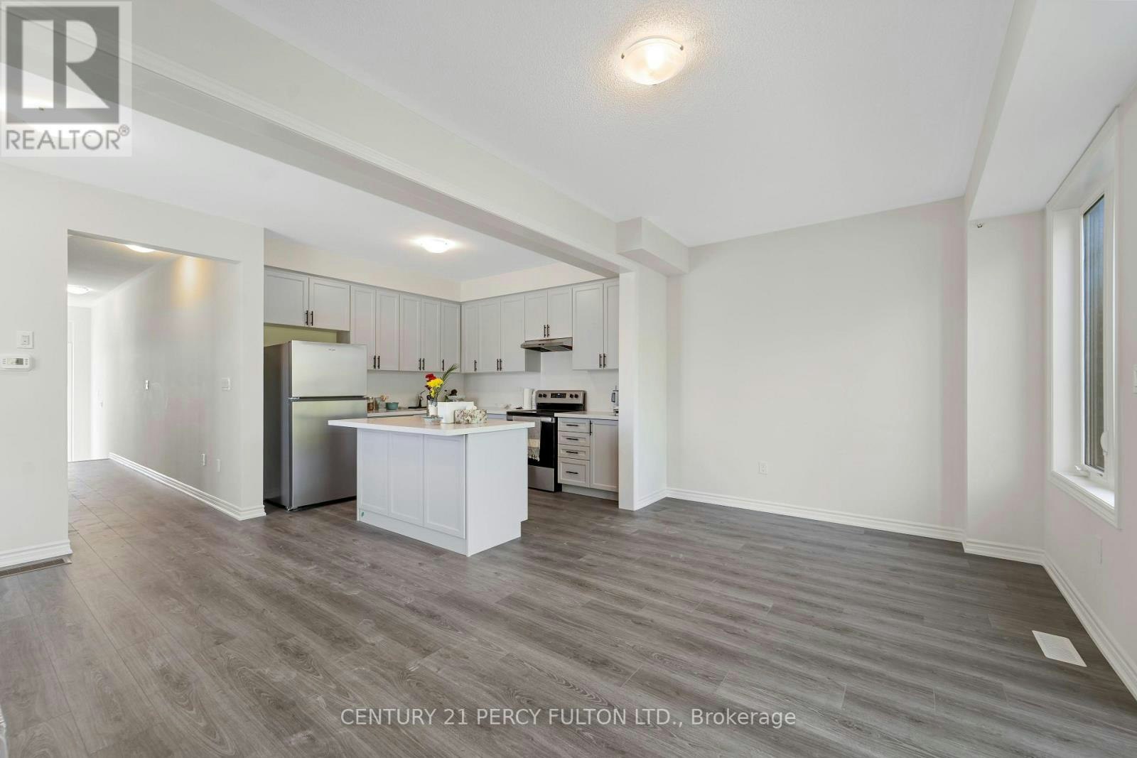 47 Watts Mews, Kawartha Lakes, ON, K9V 0T6 - 5