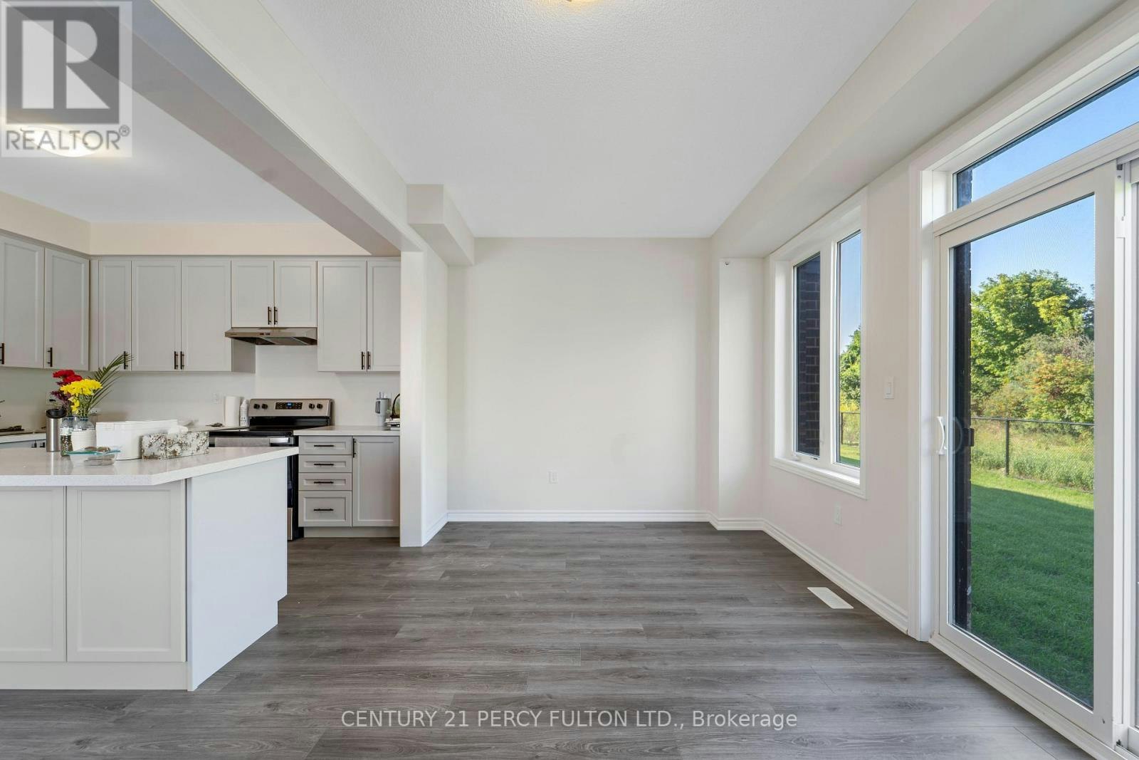 47 Watts Mews, Kawartha Lakes, ON, K9V 0T6 - 6