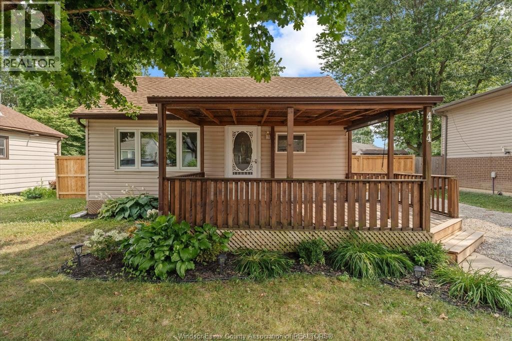 414 St Louis, Lakeshore, ON, N0R 1A0
