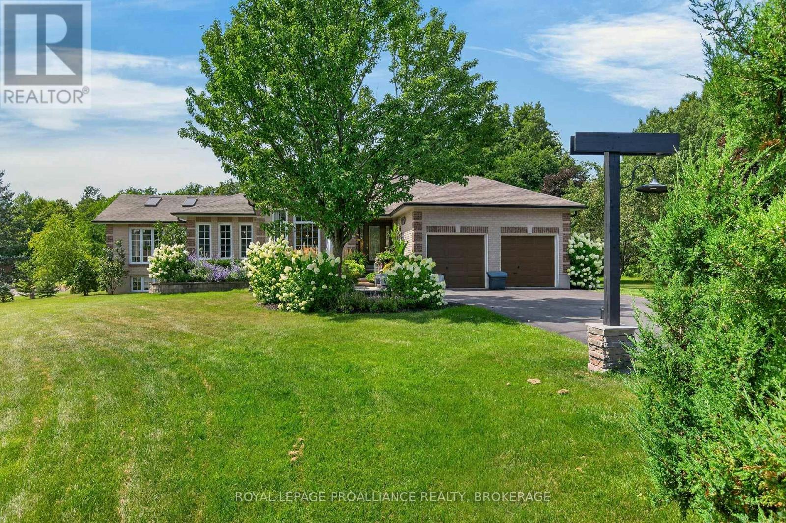 3335 Four Seasons Drive, South Frontenac, ON, K0H 1X0