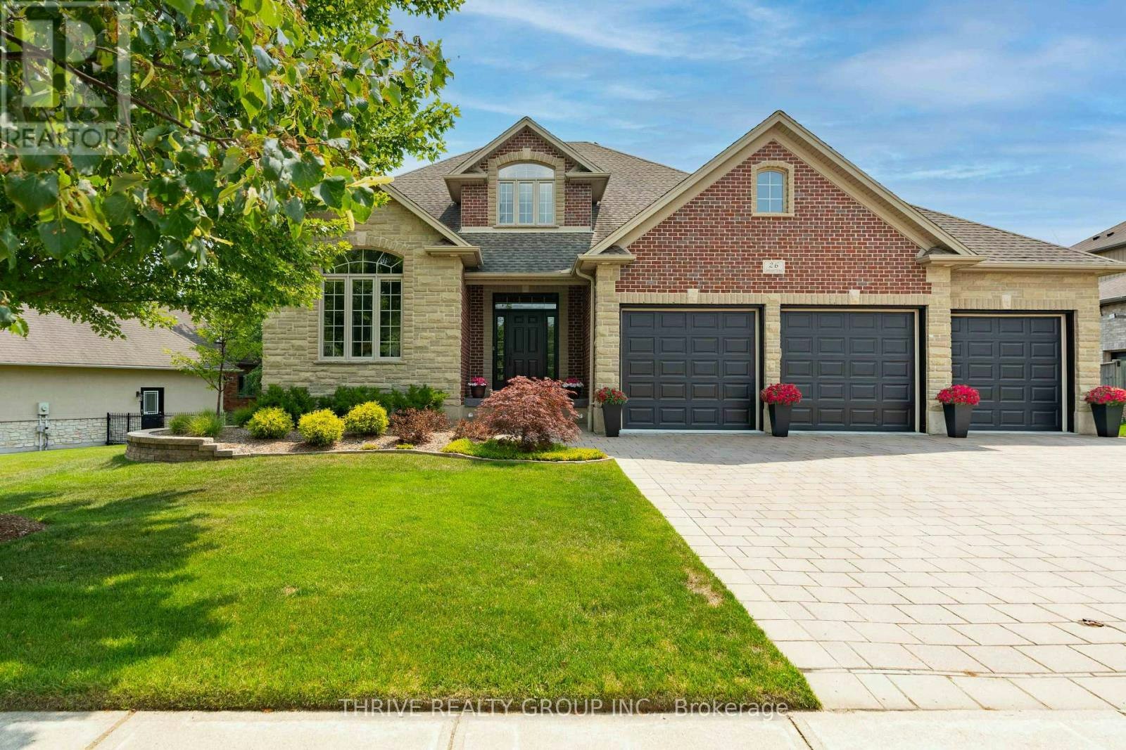 26 Earlscourt Terrace, Komoka, ON, N0L 1R0