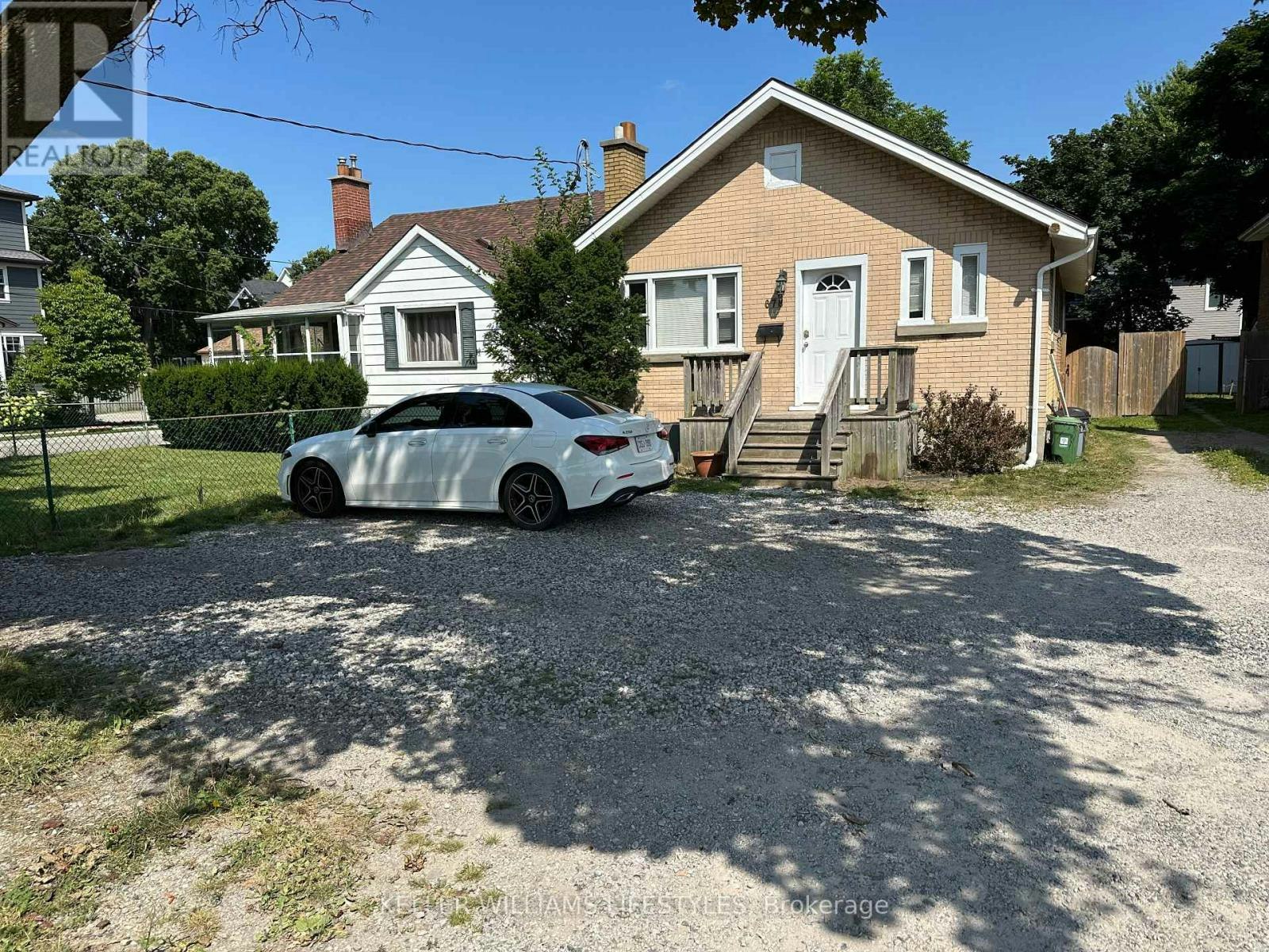 678 Oxford Street E, London, ON, N5Y 3J5