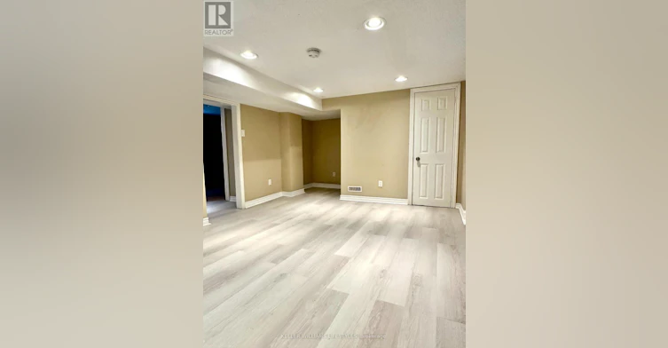 678 Oxford Street E, London, ON, N5Y 3J5 - 3