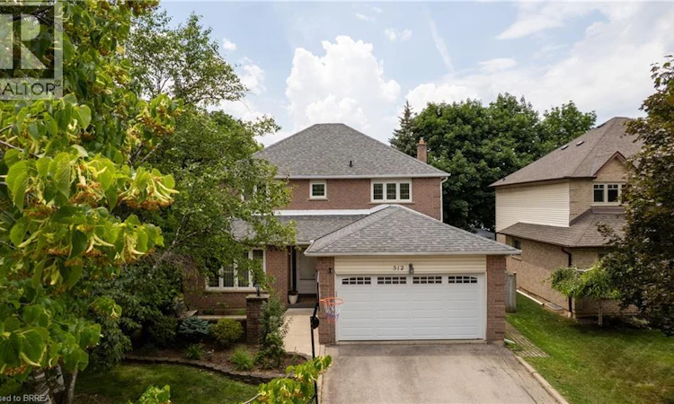 512 Hawthorne Crescent