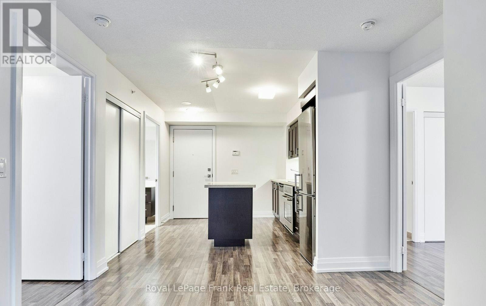 E402-555 Wilson Avenue, Toronto, ON, M3H 5Y6 - 2