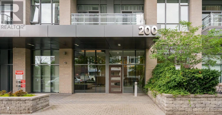 702-200 Sackville Street, Toronto, ON, M5A 0C4 - 2