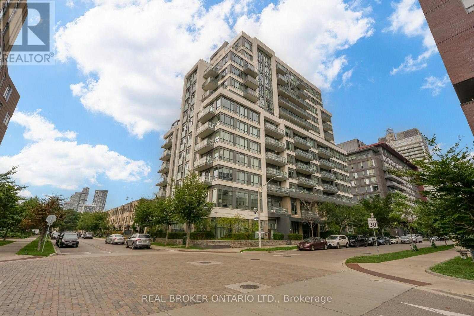 702-200 Sackville Street, Toronto, ON, M5A 0C4