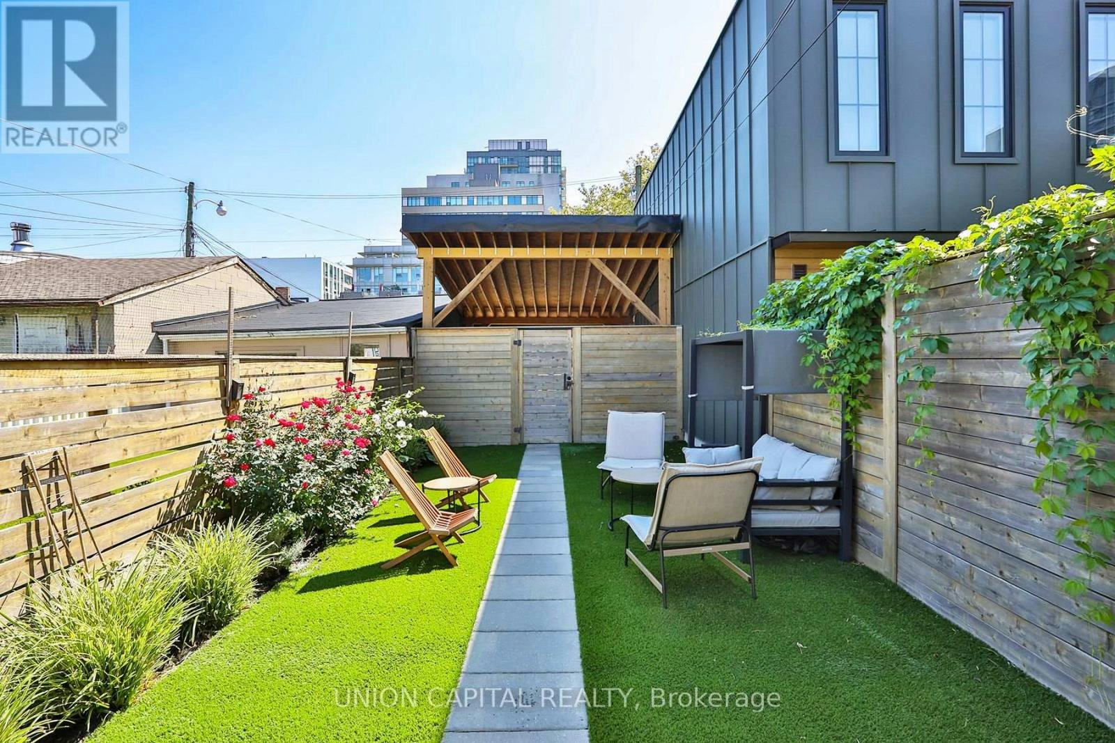 21 Alma Avenue, Toronto, ON, M6J 1N2 - 22