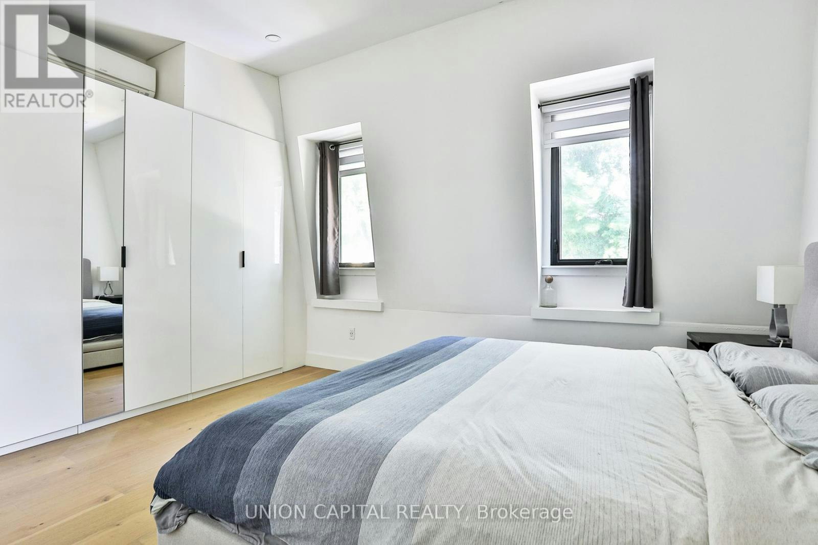 21 Alma Avenue, Toronto, ON, M6J 1N2 - 15