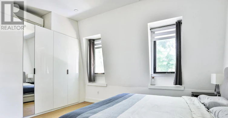 21 Alma Avenue, Toronto, ON, M6J 1N2 - 15