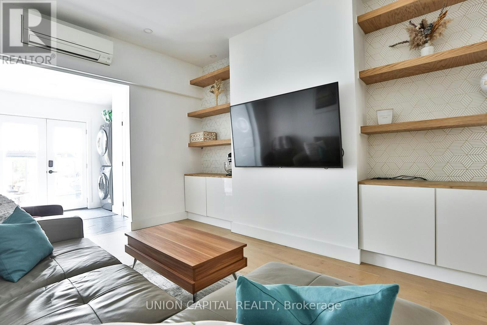 21 Alma Avenue, Toronto, ON, M6J 1N2 - 10
