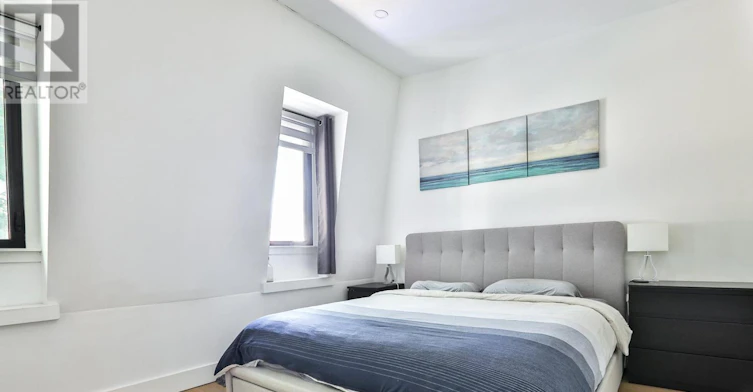 21 Alma Avenue, Toronto, ON, M6J 1N2 - 14