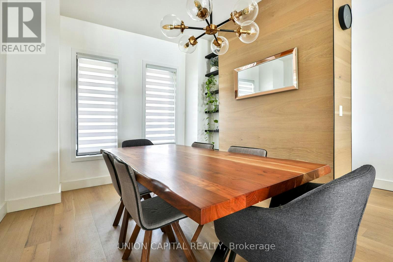 21 Alma Avenue, Toronto, ON, M6J 1N2 - 7