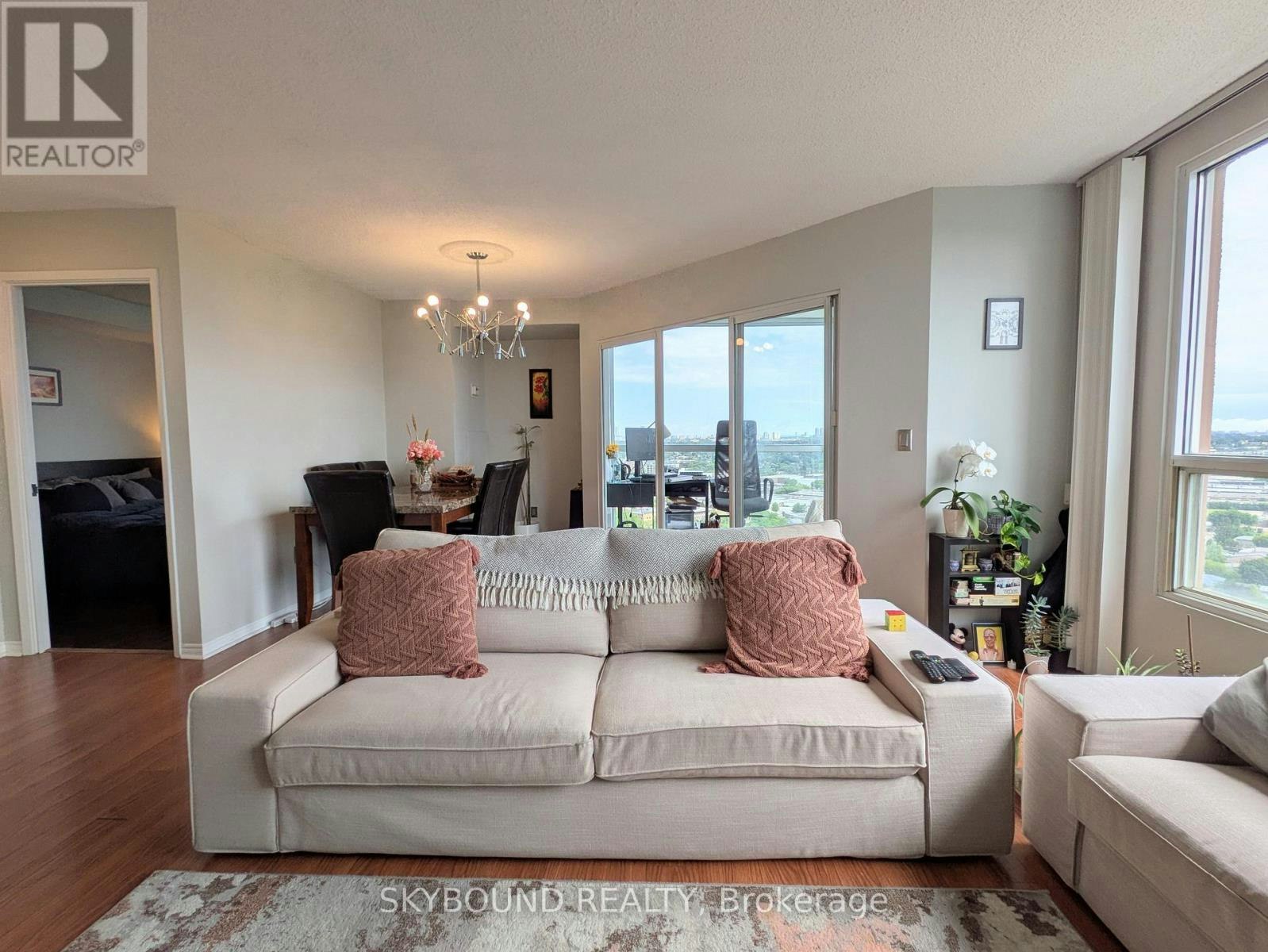 2601-7 Concorde Place, Toronto, ON, M3C 3N4 - 10