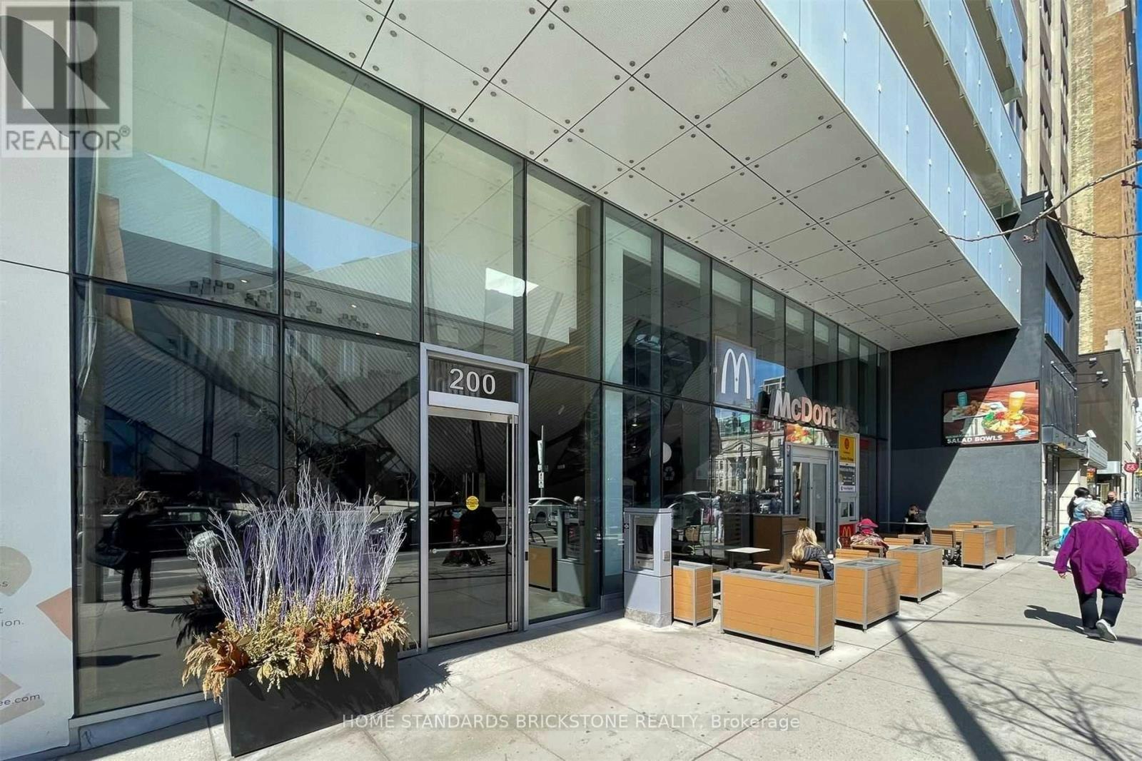 502-200 Bloor Street W, Toronto, ON, M5S 1T8 - 3