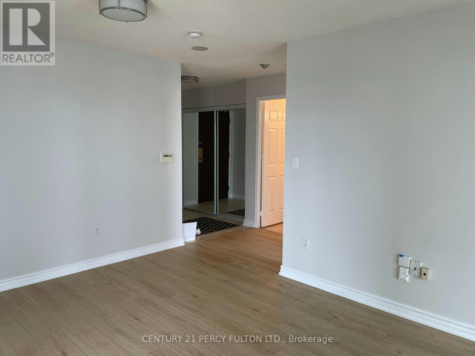 1503-1 Pemberton Avenue, Toronto, ON, M2M 4L9 - 12