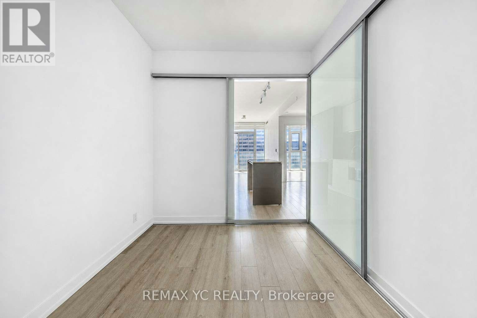 2408-33 Helendale Avenue, Toronto, ON, M4R 0A4 - 5