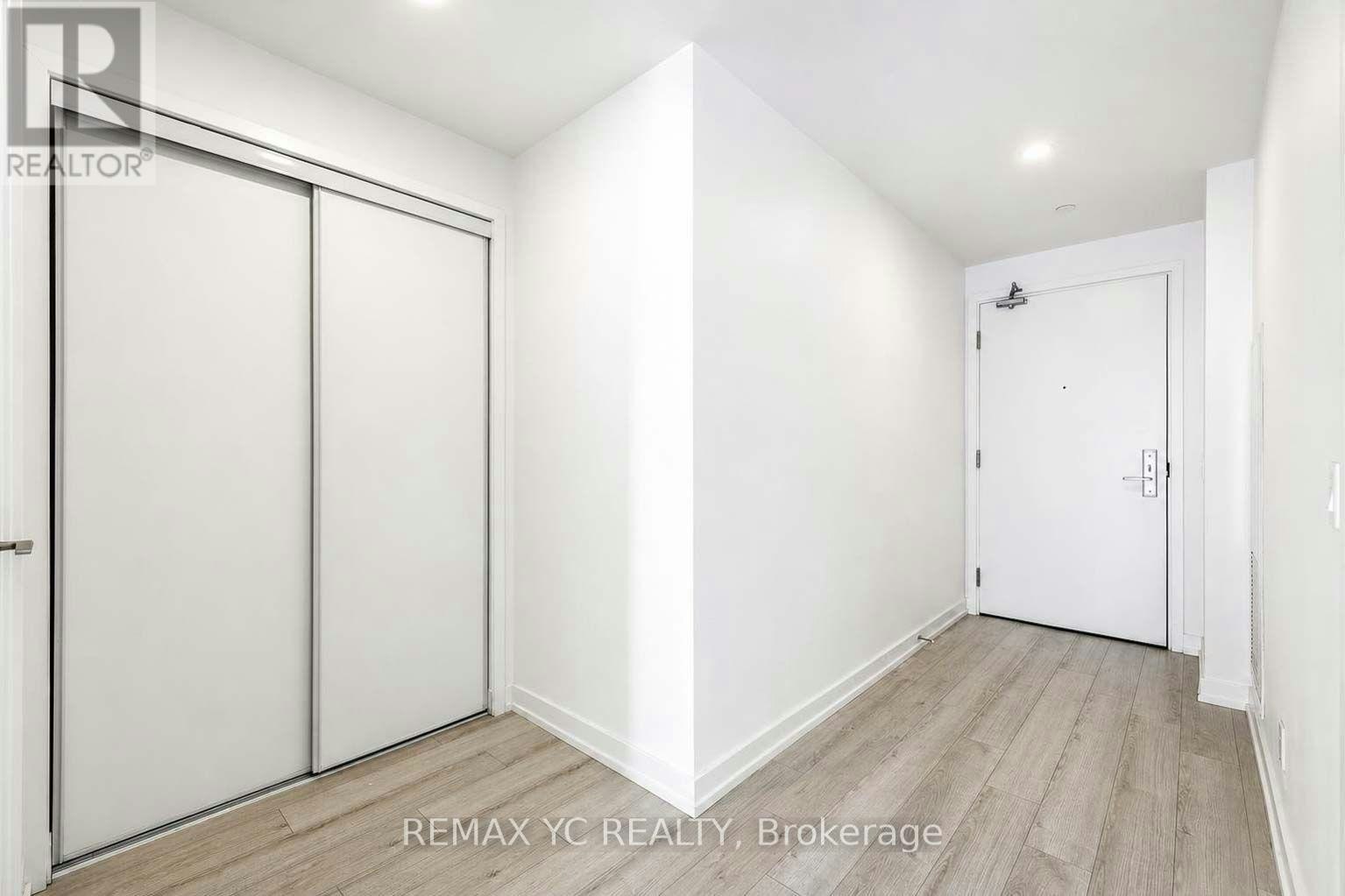 2408-33 Helendale Avenue, Toronto, ON, M4R 0A4 - 3