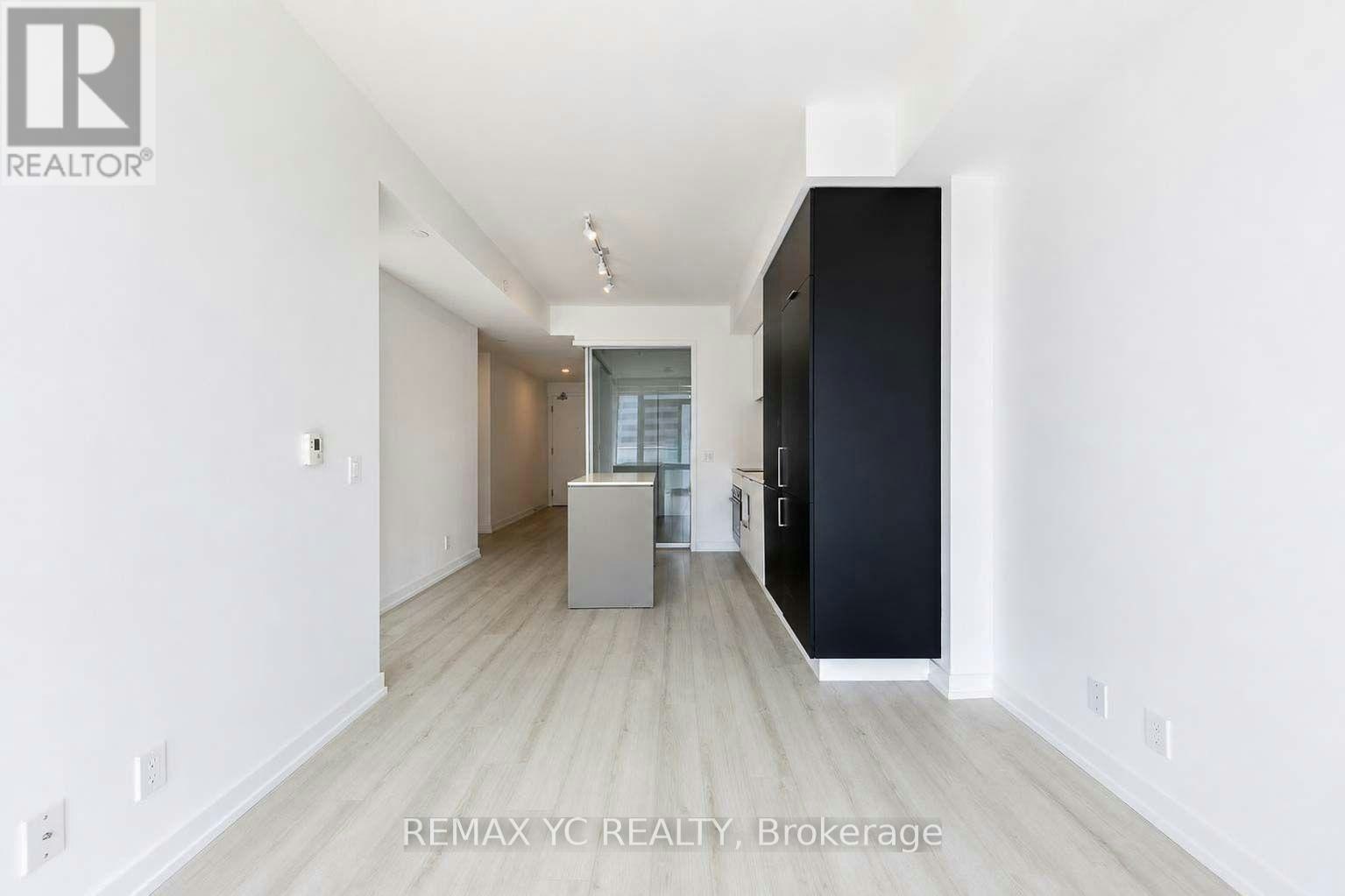 2408-33 Helendale Avenue, Toronto, ON, M4R 0A4 - 18