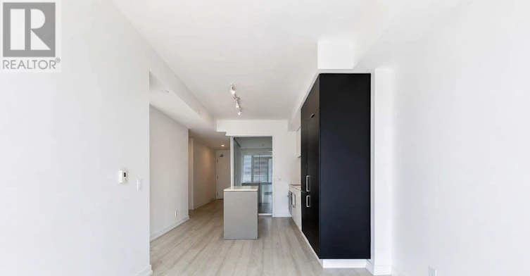 2408-33 Helendale Avenue, Toronto, ON, M4R 0A4 - 18
