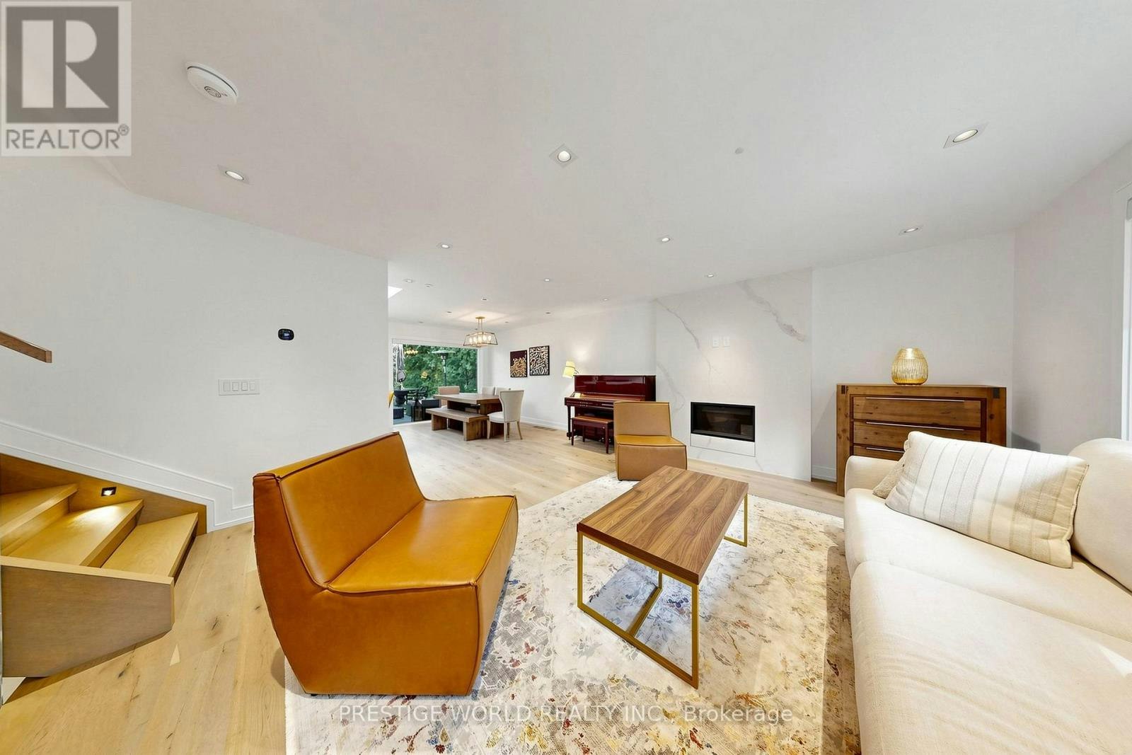19 Alderdale Court, Toronto, ON, M3B 2H8 - 7